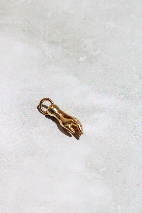 Senses Hand Pendant
