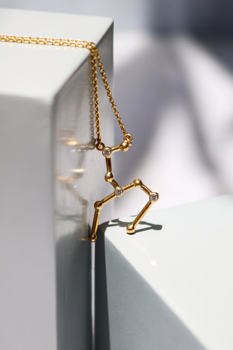 Necklace Gold Leo