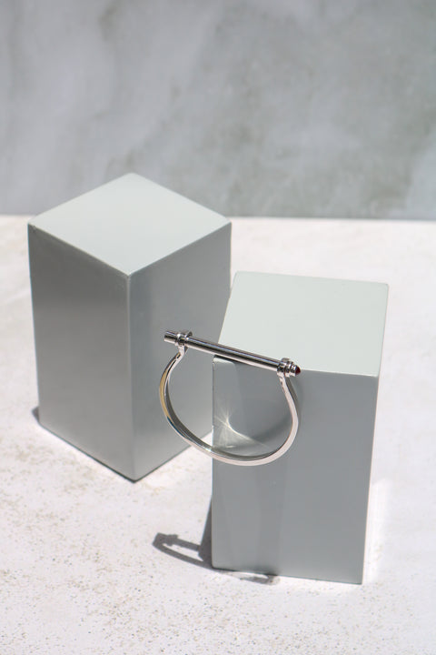 White Gold Pergamino Rigid Bracelet