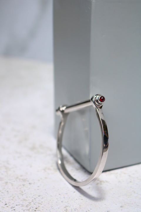 White Gold Pergamino Rigid Bracelet