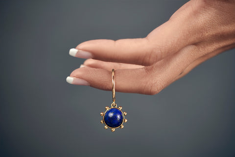 Moving Planet Earth ring