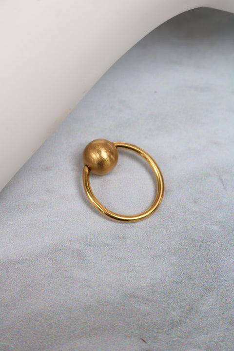 Rotating planet ring